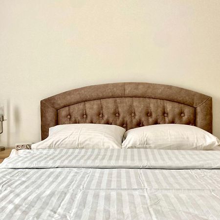 Apartpoltava Стильні 2-Кімн Апартаменти Біля Пд "Листопад" Закрита Парковка, Чек Прро ภายนอก รูปภาพ