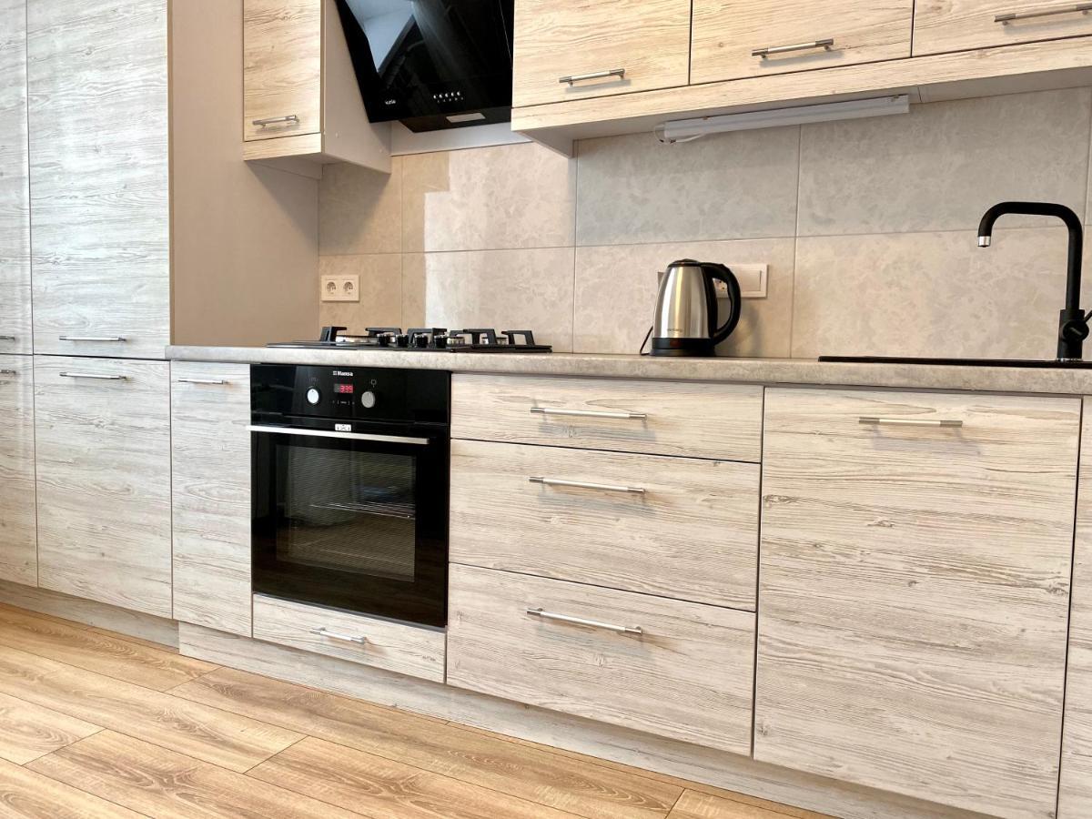 Apartpoltava Стильні 2-Кімн Апартаменти Біля Пд "Листопад" Закрита Парковка, Чек Прро ภายนอก รูปภาพ